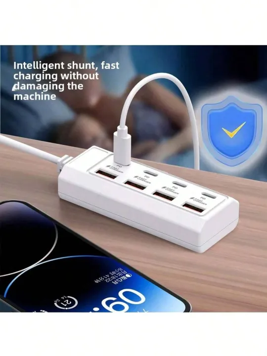 8-port%20USB%20adapter,%20equipped%20with%204%20USB%203.0%20ports%20and%204%20PD%20fast%20charging%20ports%20-%2025W%20power%20output%20-%20Image%204