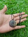 Coconut Shell Neckless. 