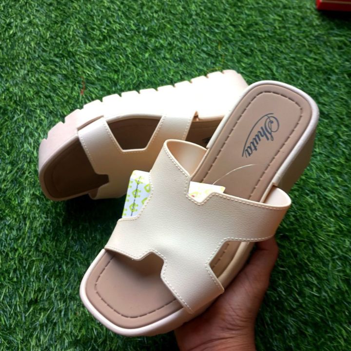 MSL%20S-1%20Fashion%20Shoe%20-%20Image%202