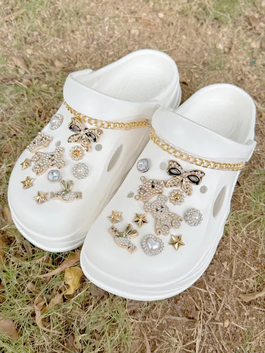 24PCS%20Crocodile%20Shoes%20with%20Plated%20Gold%20Bear%20Bow%20Crown%20DIY%20Shoe%20Accessories%20Unique%20Holiday%20%20Ideas%20-%20Image%203