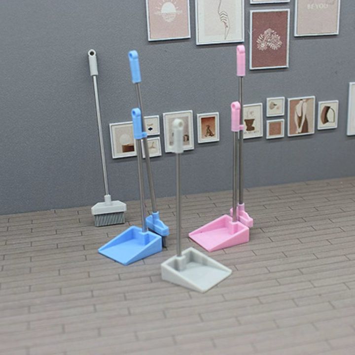 1set%201/12%20Scale%20Miniature%20Doll%20House%20Cleaning%20Tools:%20Tiny%20Broom%20And%20Dustpan%20Model,%20Sanitation%20Decoration%20Accessories%20For%20Bathroo%20-%20Image%206