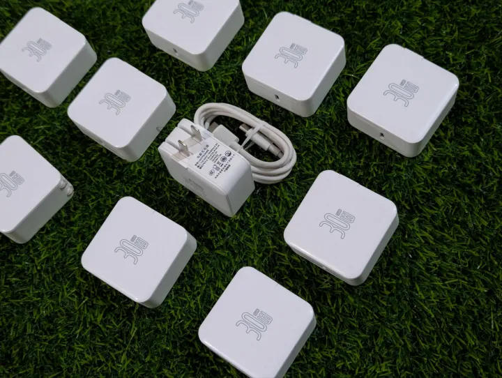 30%20Watt%20LG%20V60%20ThinQ%20Original%20Type%20C%20Charger%20with%20Type%20C%20Cable%20for%20Fast%20Charging%20Compatible%20with%20LG%20Velvet,%20LG%20Wing,%20Samsung,%20Google%20Pixel,%20Motorola,%20and%20More%20-%20Image%205
