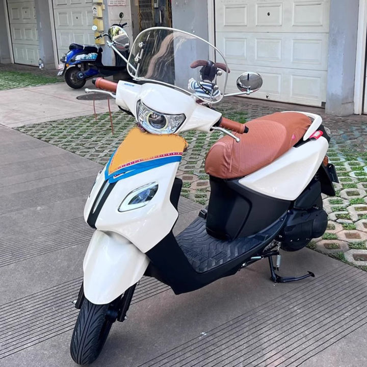 8.6inch%20Motorbike%20Windshield%20Clear%20Front%20Screen%20Wind%20Shield%20Screens%20Deflectors%20For%20Roman%20Holiday%20Electric%20Vehicle%20Emma%20Sunny%20-%20Image%203