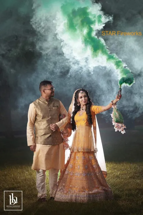 Color%20smoke%20bom%20Fast%20all%20over%20BD%20wedding%20holud%20photography%20-%20Image%207