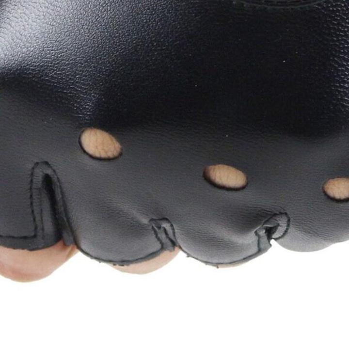 Unisex%20Fingerless%20Driving%20PU%20Leather%20Gloves%20Motor%20Cool%20Rivet%20%20Disco%20Dancing%20Rock%20and%20Roll%20Black%20Red%20White%20Punk%20Gloves%20-%20Image%203