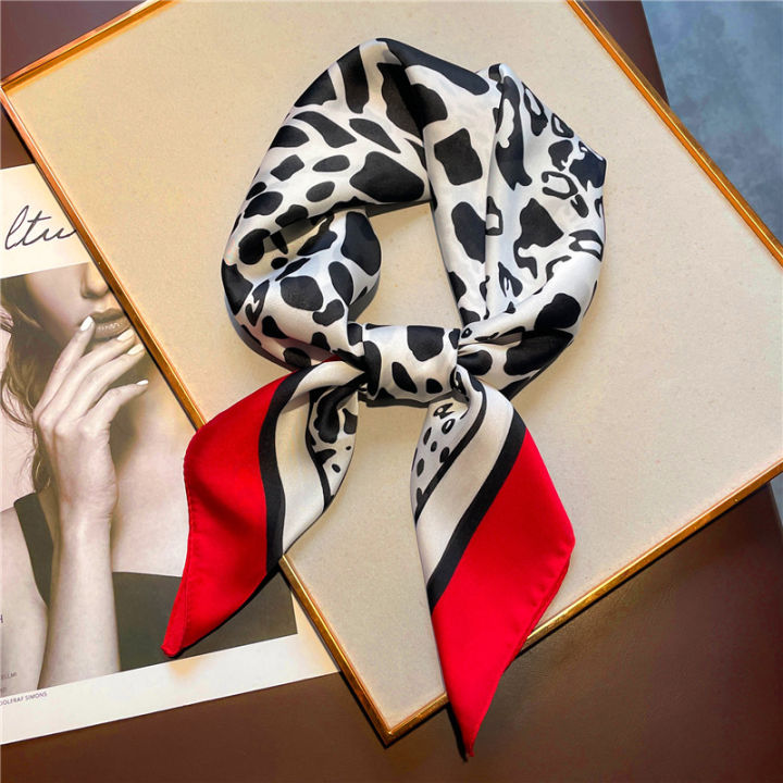 Fashionable%2070*70cm%20Leopard%20Print%20Scarf%20For%20Women%20Spring/summer%20Soft%20Satin%20Borders%20Square%20Bandana%20Sun%20Protection%20Shawls%20-%20Image%202