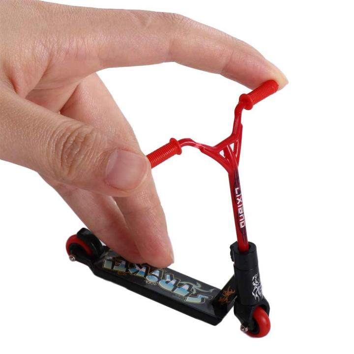 Finger%20Scooter%20Mini%20Skate%20Park%20Ramp%20Set%20Finger%20Scooter%20Fingertip%20Bike%20Fingerboard%20Extreme%20Sports%20Toys%20Bikes%20Fingerboard%20Toys%20-%20Image%202