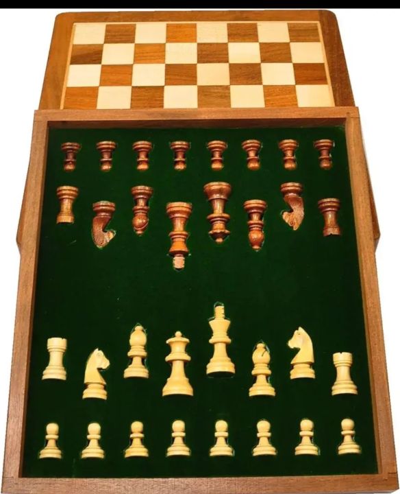Wooden%20Chess%20With%20Board%20(18x18%20cm)%20-%20Image%204