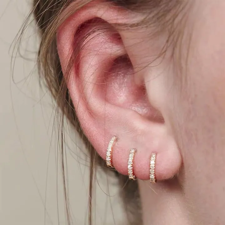 2Pcs%20Rainbow%20Little%20Huggies%20Stainless%20Steel%20Hoop%20Earrings%20Girl%20Tiny%20Rings%20Cartilage%20Small%20Helix%20Piercing%20Tragus%20Circle%20Men%20Hoops%20-%20Image%204