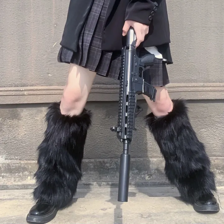 Women's%20Artificial%20Fur%20Leg%20Warmers%20Japanese%20Lolita%20Autumn%20And%20Winter%20Black%20And%20White%20Knitted%20Socks%20Leg%20Warmers%20For%20Women%20-%20Image%205