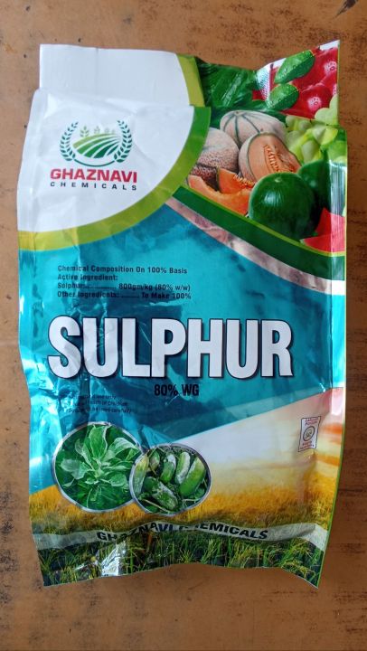 Sulphur 80% to use save plants from fungus and growth