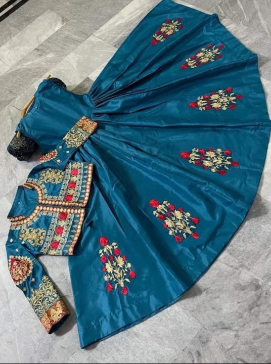 Fancy%20jacket%20Maxi%203pc%20Embroidered%20jacket%20+%20Embroidered%20maxi+%20trouser%20Fine%20quality%20stitching%20Fine%20Stuff%20-%20Image%208