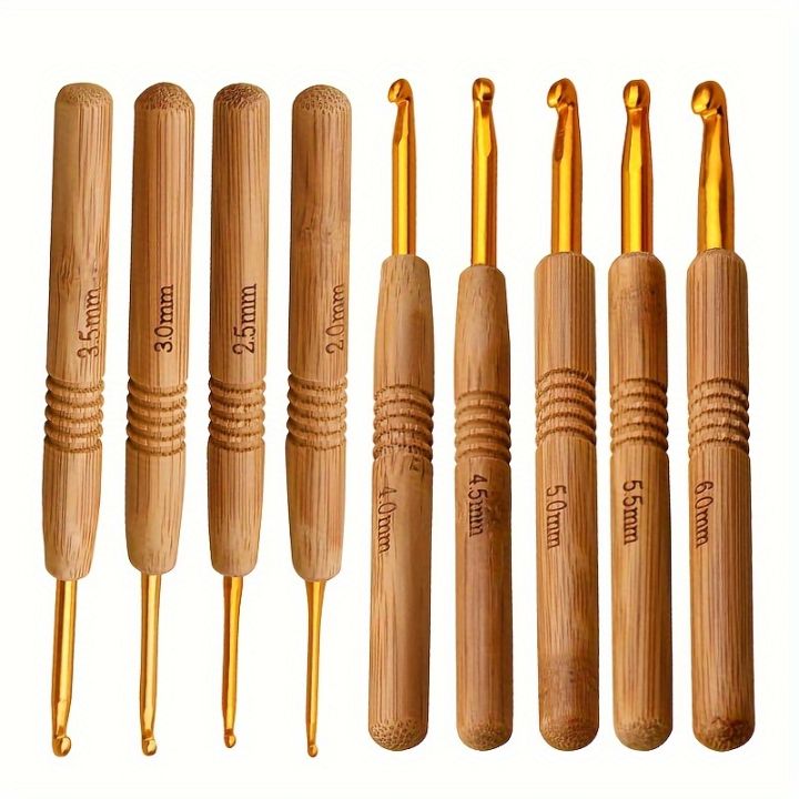 9pcs%20Ergonomic%20Crochet%20Hooks%20Set,%20Comfort%20Grip%20Wooden%20Handles%20-%20Extra%20Light%20Stainless%20Steel%20Knitting%20-%20Image%203