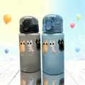 3D Printed 550ML Cute Cat Sippy Cup – Lightweight Plastic Kids’ Water Bottle for School & Travel Leakproof Portable Sports Drink. 