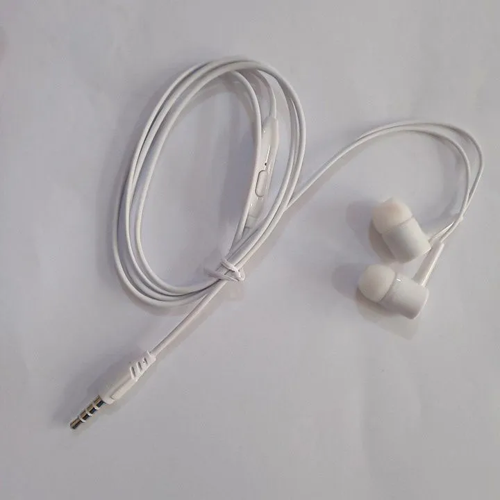D21%20Hi-fi%20Audio%20stereo%20earphones%20local%20made%20-%20Image%204