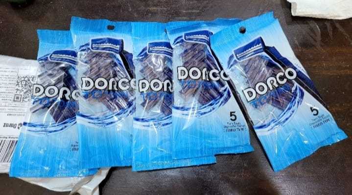 PACK OF 5 DORCO SUPER FRESH TWIN BLADE DISPOSABLE RAZORS - 25PCS | Daraz.pk