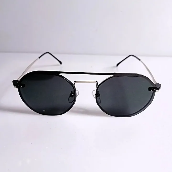 Eye%20frame%20with%20polarized%20attachment%20mirror%20-%20Image%203