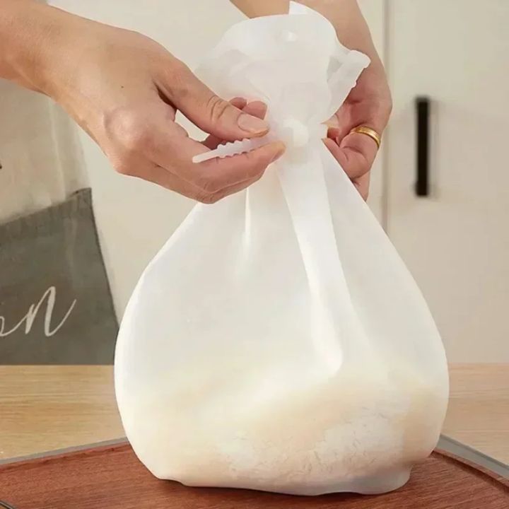 Food%20Grade%20Silicone%20Dough%20Kneading%20Bag%20Flour%20Mixing%20Mixer%20Bag%20Versatile%20Dough%20Mixer%20Baking%20Tool%20for%20Bread%20Pastry%20Pizza%20-%20Image%204