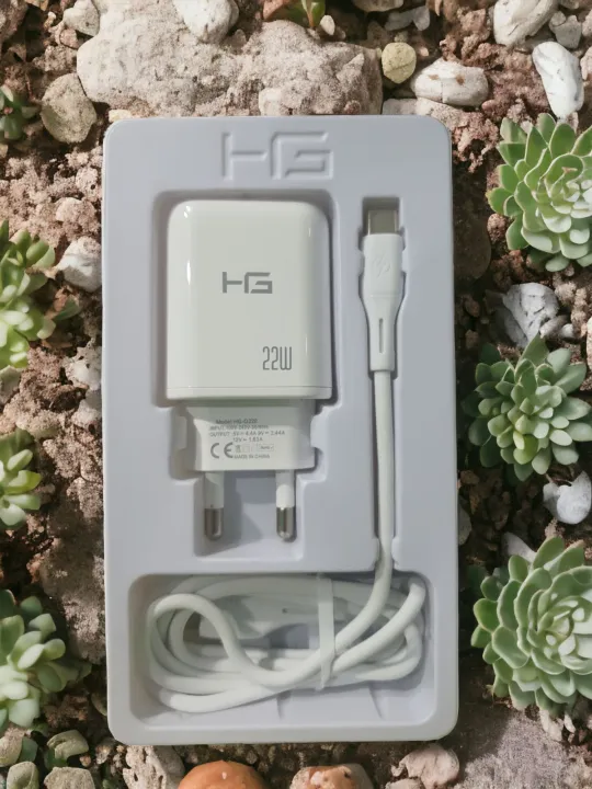HG%2022W%20FAST%20CHARGER%20WITH%20TYPE-C%20CABLE%20-%20Image%203