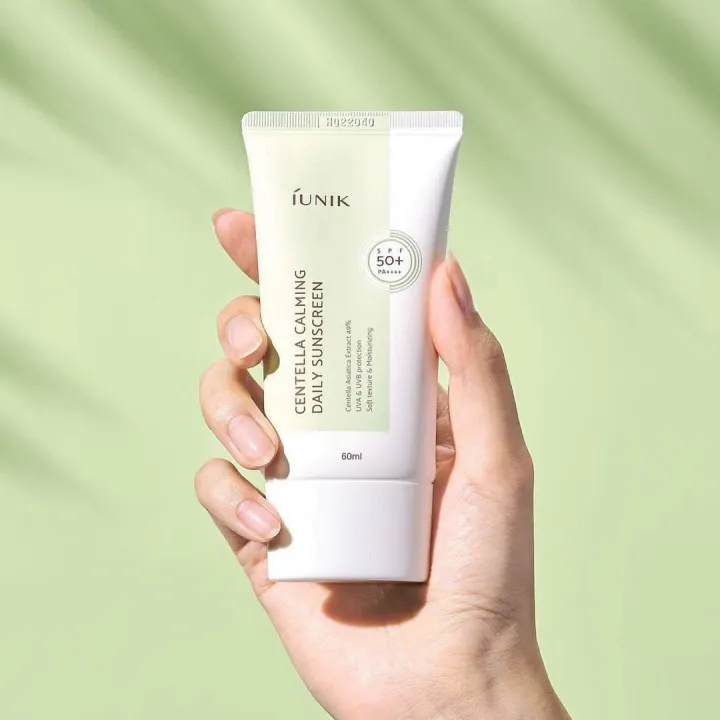 Iunik%20Centella%20Calming%20Daily%20Sunscreen%2060ml%20-%20Image%202