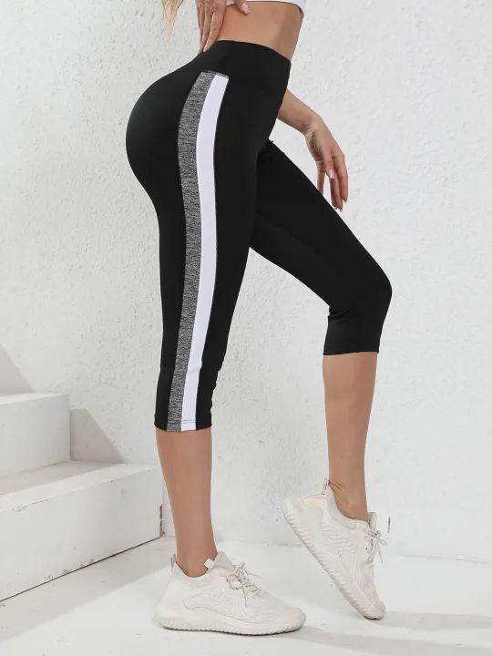 Women's%20Capri%20High%20Waist%20Leggings%20Tummy%20Control%20Fitness%20Yoga%20Pants%20-%20Image%205