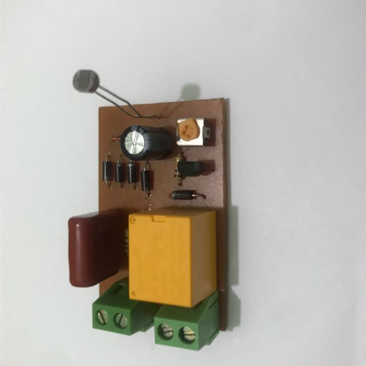 Automatic%20Day%20Night%20switch%20AC%20220V,%20Day%20and%20Night%20on%20and%20Off%20Photocell%20LDR%20Sensor%20switch%20-%20Image%204