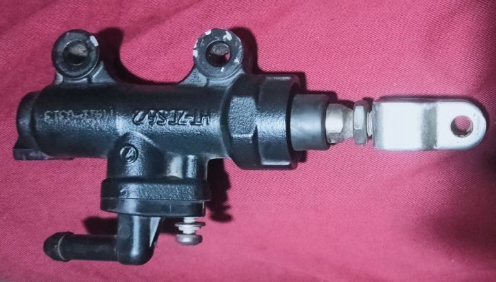Brake%20master%20cylinder%20Rear%20for%20KPR%20-%20Image%204