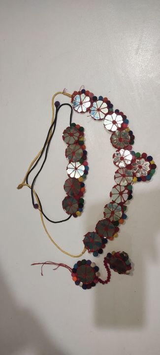 Handmade%20Balochi%20Mirror%20Jewellery%20-%20Reflecting%20Beauty%20and%20Tradition%20-%20Image%203