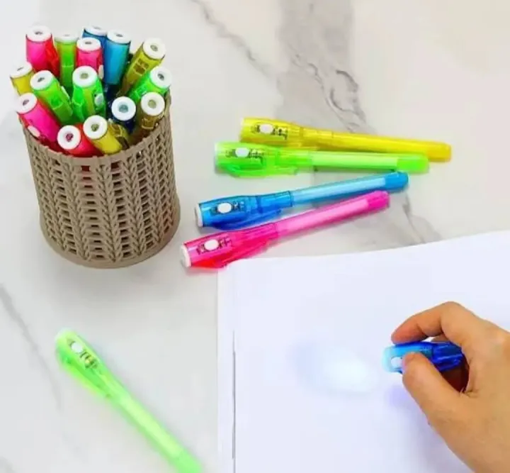 Invisible%20ink%20pen,%20Cheating%20pen%20With%20light%20Magic%20Marker%20Kids%20Pens%20for%20secret%20Massage,%20Cheating%20Light%20Pen%20for%20kids%20-%20Image%203