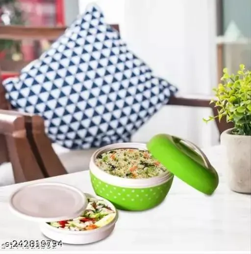 Tiffin%20Box/Hot%20Box%20800ml%20with%20Plastic%20tub,Stainless%20steel%20inner%20to%20keep%20warm%20food,useful%20for%20officers,school%20students,Keep%20food%20safe%20and%20hot,Less%20place%20to%20keep%20in%20the%20bag,attarctive%20apple%20design,easy%20to%20open%20amd%20close,%20-%20Image%202