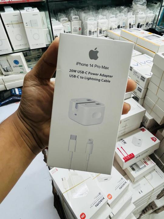 iPhone 20Watt Premium charger for iphone
11 To iPhone 14 pro max