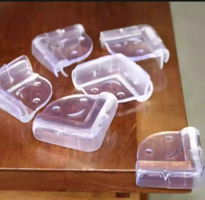 Baby%20Edge%20Safety%20Guards%20soft%20Silicon%20Table%20desk%20safety%20Corner%20Children%20Protector%20(4%20Pieces)%20-%20Image%206