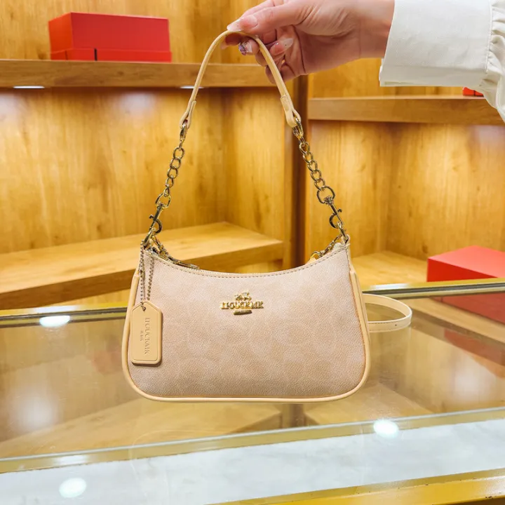 Classic%20Style%20Printed%20Chain,%20Elegant%20Small%20Clutch%20Bag,%20Versatile%20and%20Fashionable%20Crossbody%20Bag%20Design.%20Style:%20Yellow/Pink%20-%20Image%202