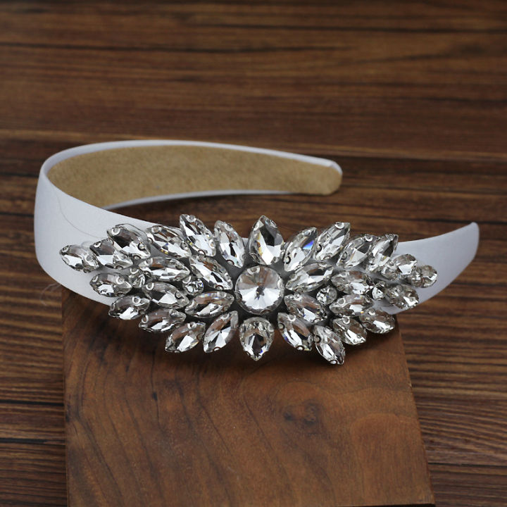 Shiny%20Silver%20Color%20Crystal%20Hairband%20Simple%20Rhinestone%20Headband%20For%20Women%20Girls%20Birthday%20Hair%20Jewelry%20-%20Image%203
