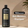 Tresemme Rich Moisture Shampoo - 828ml. 