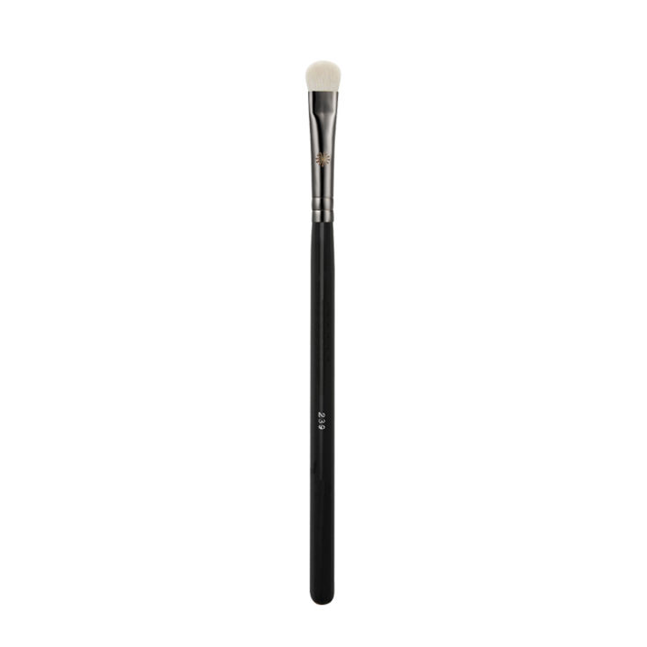 Piccasso%20Grey%20Makeup%20Brush%20239%20Wool%20Eyeshadow%20Brush%20Soft%20Wool%20Animal%20Hair%20Solid%20Wood%20Handle%20Flat%20White%20Eyeshadow%20Brush%20-%20Image%205