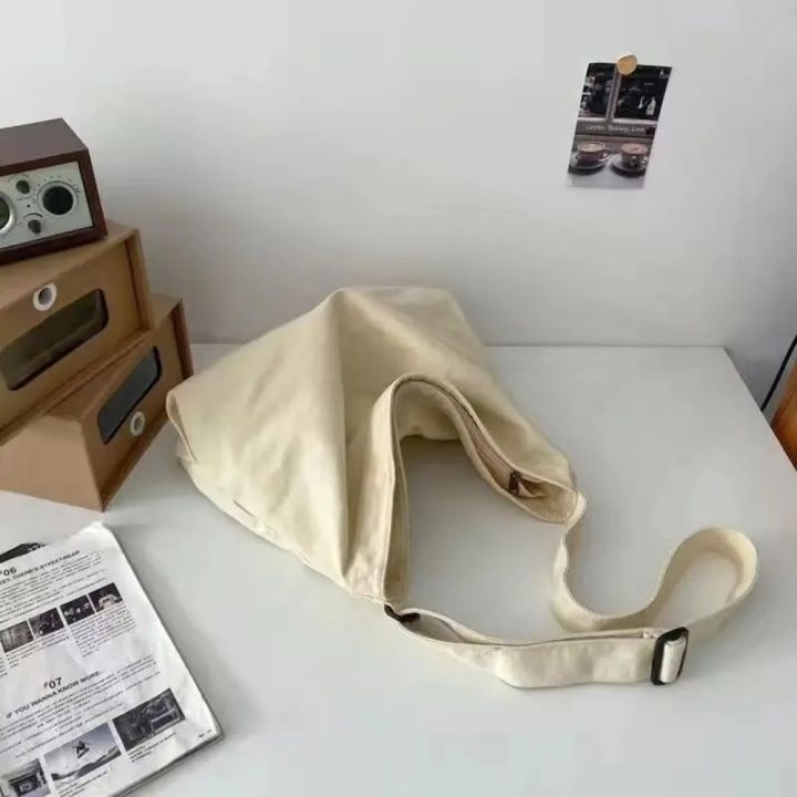 Women's%20Shoulder%20Bag%20Large%20Capacity%20Crossbody%20Bag%20for%20Woman%202025%20New%20in%20Cotton%20Fashion%20Korean%20Female%20Student%20School%20Bag%20Handbag%20-%20Image%207
