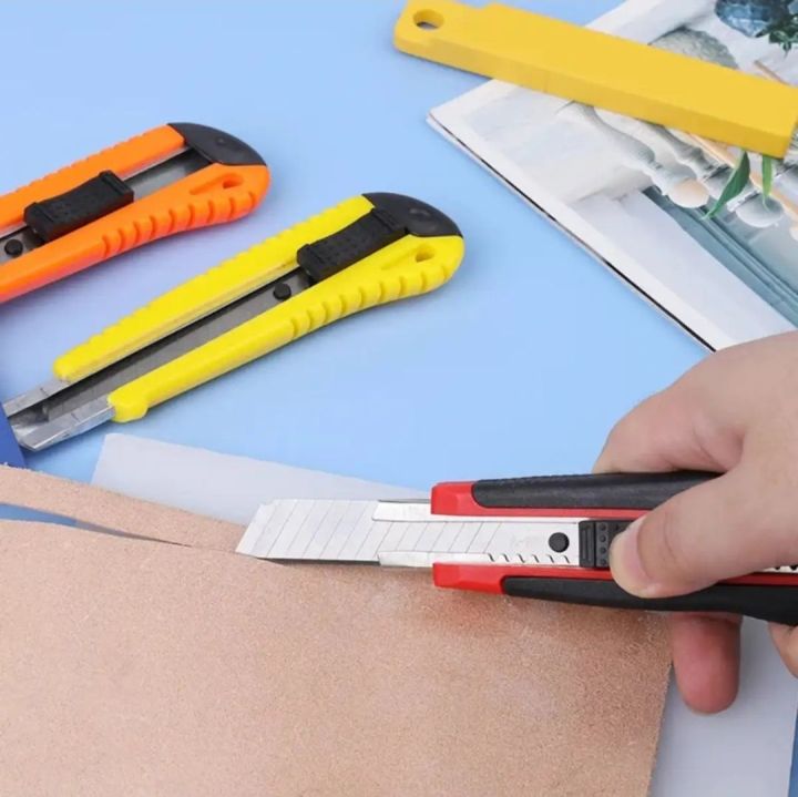 Paper%20Cutter%20Slide%20Knife%20%7C%20Plastic%20Body%20Slider%20Design%20With%20Changeable%20Blades%20Multipurpose%20Cutter%20%7C%20Strong%20Rubber%20Grip%20Paper%20Cutter%20-%20Image%204