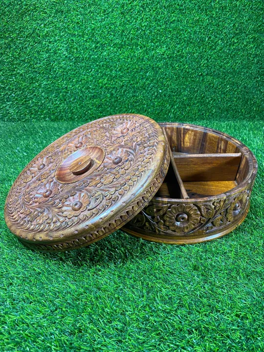 Wooden%20dry%20fruit%20bowl%20with%204%20large%20portions%20for%20max%20storage%20excellent%20product%20for%20winters%20-%20Image%202