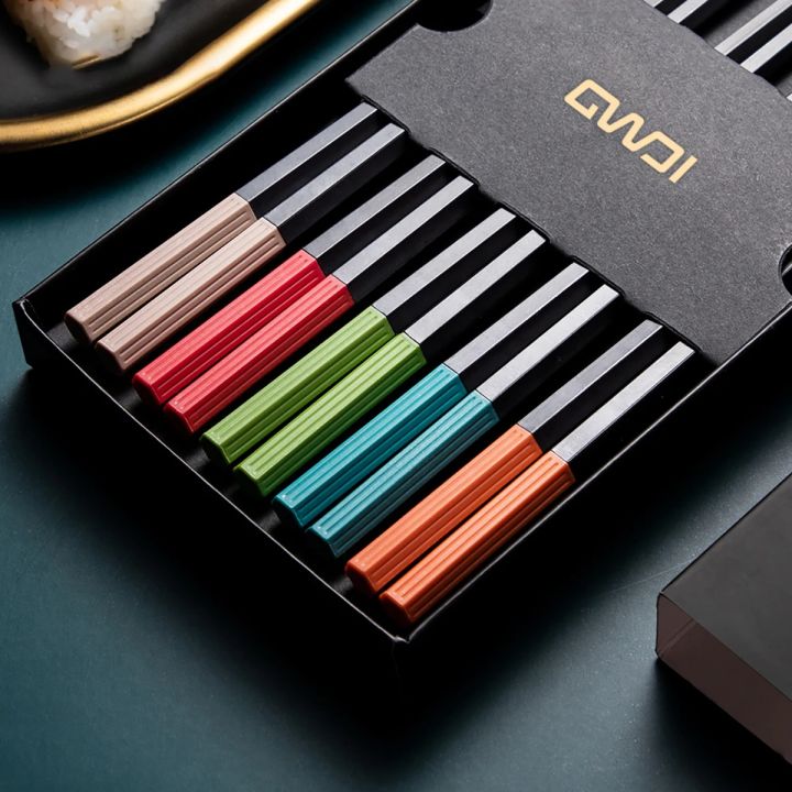 5%20Pairs%20Japanese%20Chopsticks%20Food%20Sushi%20Sticks%20Non%20Slip%20Reusable%20Korean%20Cutlery%20Set%20Alloy%20Tableware%20for%20Home%20Restaurant%20-%20Image%207