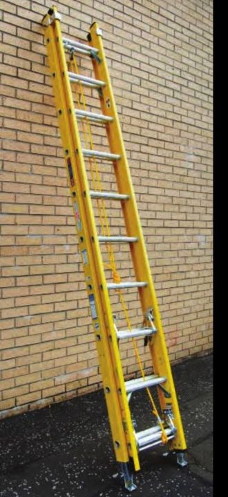 Power%20Safe%20Fiberglass%20Ladder%20Tested%20At%2090000%20Volts%20And%20Protect%20Against%20Electric%20Shocks%20-%20Image%206