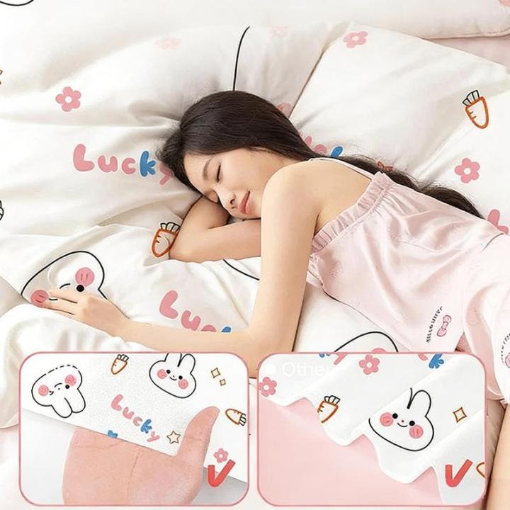 Hotel%20&%20Travel%20Disposable%20Bedding%20Set%20%E2%80%93%20Extra%20Thick%203/4-Piece%20Includes%20Sheets,%20Duvet%20Cover%20&%20Pillowcases,%20Sanitary%20&%20Convenient%20-%20Image%204