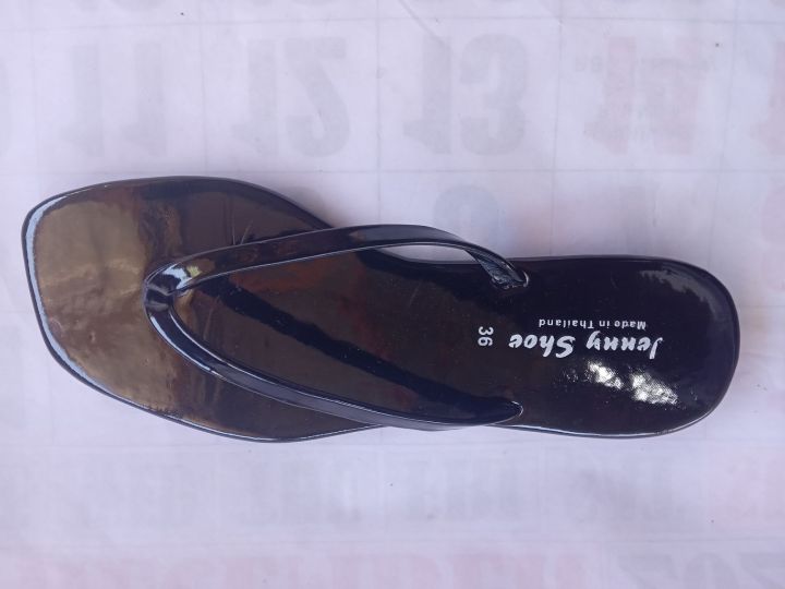 High%20Quality%20Ladies%20Flat%20Slippers%20Comfortable%20Home%20Slippers%20for%20Women%20Soft%20Breathable%20Slip-On%20Slippers%20with%20Anti-Slip%20Sole%20-%20Image%204