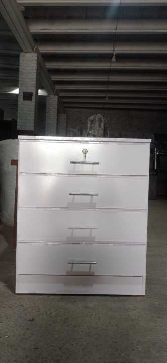 4Drawer%20Chester%20%7C%20Chester%20Drawer%20%7C%20Dresser.01%20-%20Image%203