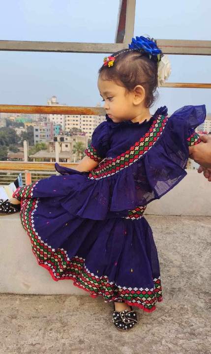 Ready%20sari%20For%20baby%20Girls%20(2-6y)%20%5BSari%20+%20belawj+%20peti%20cort%20%5D%20-%20Image%203