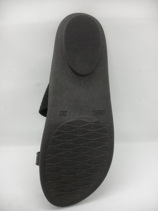 Slippers%20for%20women%20Beauty%20handmade%20slides%20black%20and%20gold%20srilanka%20made%20comfort%20for%20your%20foot%20-%20Image%203
