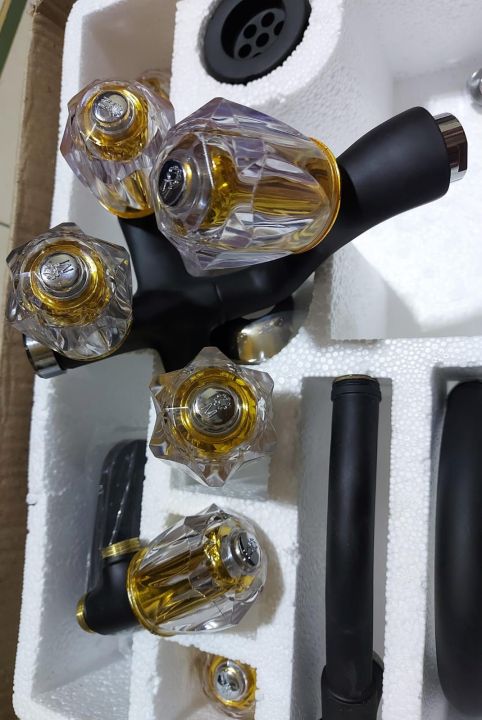 sun%20gold%20black%20bath%20set%20brass%20complete%20with%20shower%20pipe%20customize%20-%20Image%202