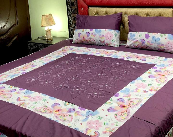 Embroidered%20Patch%20Work%20King%20Size%20BedSheet%20-%20High%20Quality%20-%20Cotton%20Double%20Bedsheet%20Embroided%20by%20Dazzling%20point%20-%20Image%207
