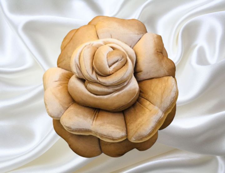Velvet%20Rose%20flower%20Cushions-Cushion%20Room%20Decoration%20Items-Sofa%20Cushion%20-%20Filled%20with%20Fiber%20Polyester%20-%20Image%202