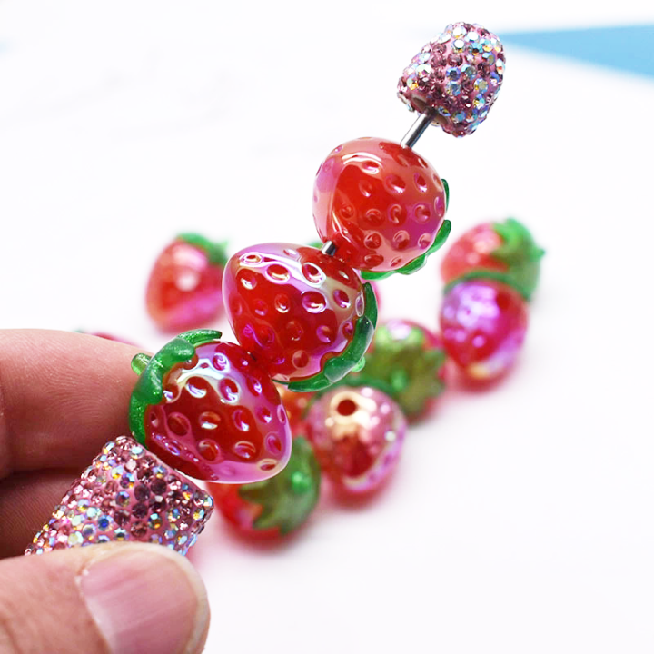Cartoon%20Acrylic%20Simulation%20Straight%20Hole%20Strawberry%20Beads%20DIY%20Hair%20Rope%20Keychain%20Pen%20Jewelry%20Accessories%20Material%20Loose%20Beads%20-%20Image%203